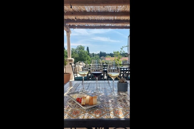 Enchanted Forest Hike and Wine Tasting Private Tour - Physical Requirements and Accessibility