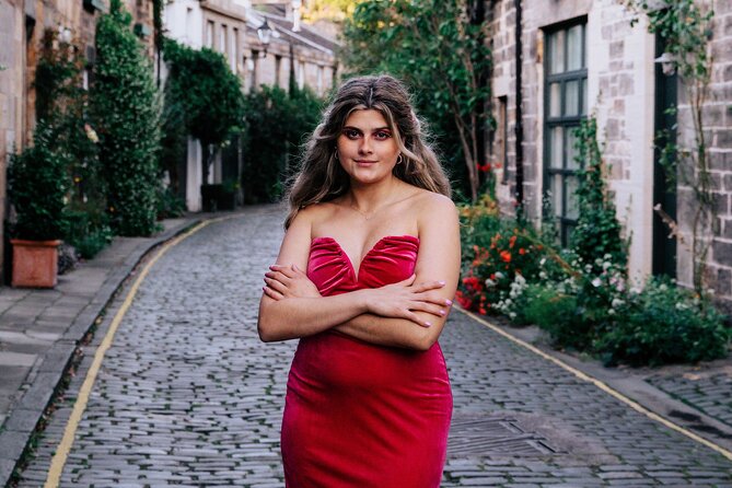 Enchanted Professional Private Photoshoot Tour in Edinburgh - Concluding at Calton Hill with Stunning City Views