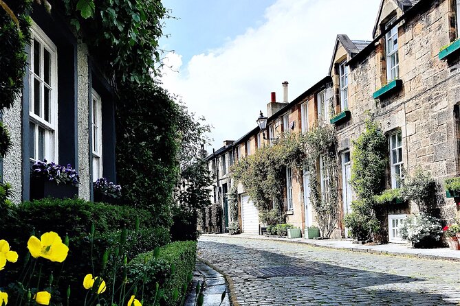 Enchanting Edinburgh: Half-Day Walking Tour with Local Guide - Logistics and Booking Flexibility