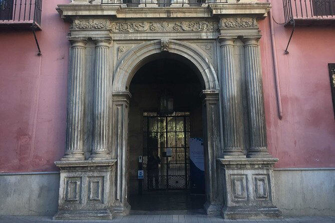Enchanting Granada: A Self-Guided Audio Tour - Exploring the Elegant Plaza Nueva
