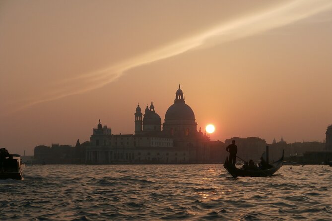 Enchanting Venice: Private Gondola Experience - Practicalities: Booking, Cancellation, and Accessibility