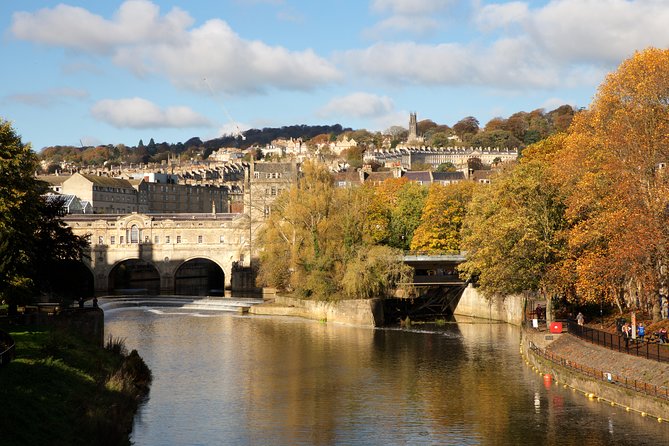 England in One Day: Stonehenge, Bath, the Cotswolds and Stratford-upon-Avon Day Trip from London - Admiring Bath’s Georgian Elegance and Roman Heritage
