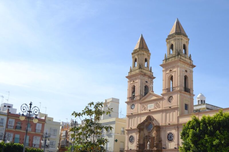 English Cádiz Tour: Walking Tour with Local Guide - Cádiz’s Oldest Streets and Panoramic City Views