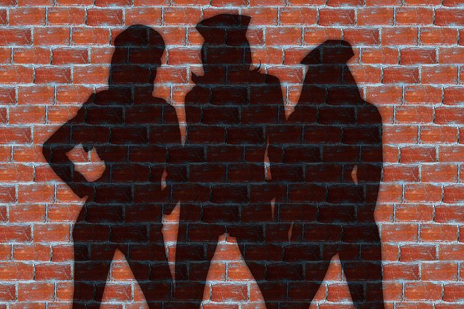 English guided tour Reeperbahn "Red light and Offence" - Stories of the Neighborhood’s Criminal and Cultural Past