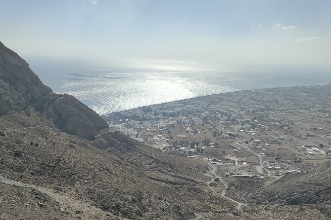 English Speaking guided "GROUP TOURS" in Santorini - Practical Details: Booking, Group Size & Flexibility