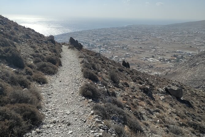 English Speaking guided "GROUP TOURS" in Santorini - Pacing, Timing, and Physical Expectations