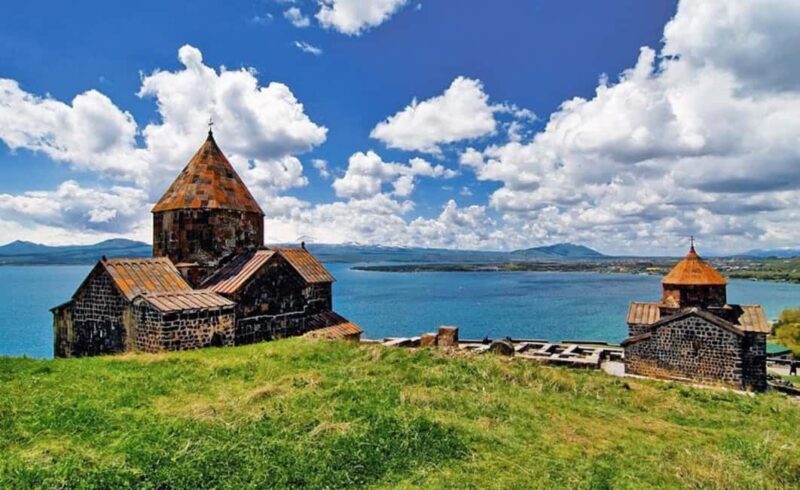 Enjoy 4 Day Private Tour in Armenia From Yerevan - Scenic Mountain Views and Unique Photo Opportunities