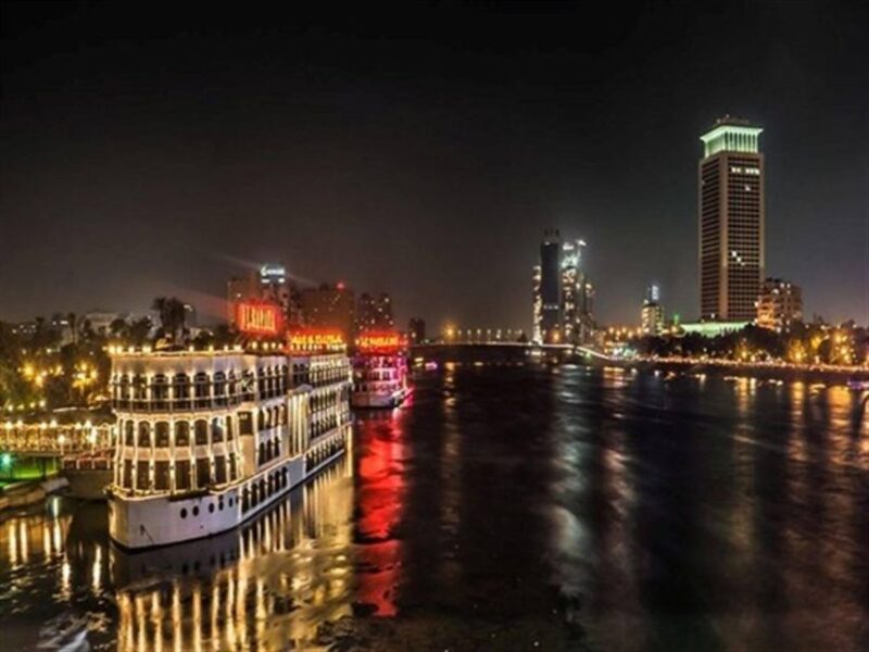 Enjoy 5 Days 4 Nights Egypt Holiday Package - Private Tours and Guide Services with Multilingual Support