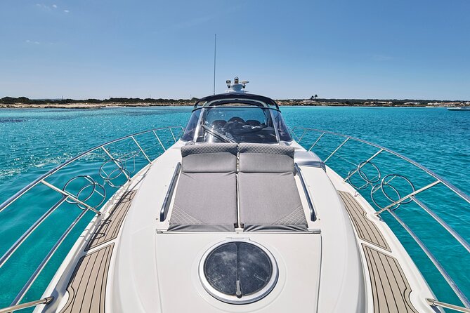 Enjoy an unforgettable experience with the Elegant CRANCHI 47 - Frequently Asked Questions