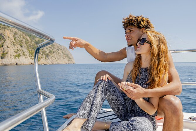 Enjoy crystal clear waters for 2 hours - Activities in the Calm Waters: Paddleboarding and Snorkeling