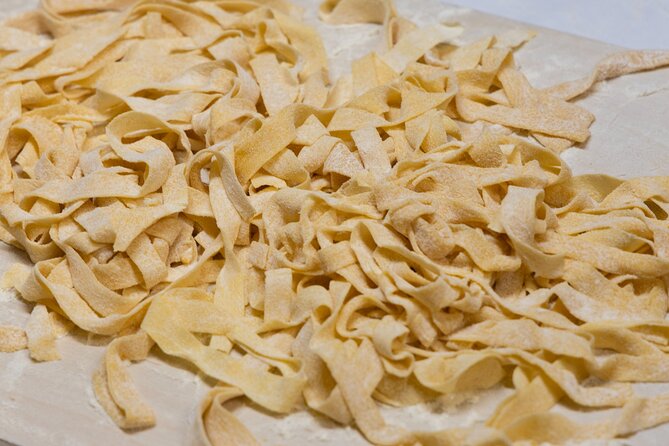 Enjoy Spritz and Pasta Making in Piazza Navona - Building Flavors: Making Bruschetta and Basil Pesto Pasta