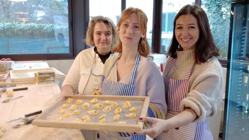 Enjoy your stay in Bologna making pasta and tiramisu - The Cozy Setting Mirrors "Nonnas House" in Emilia-Romagna