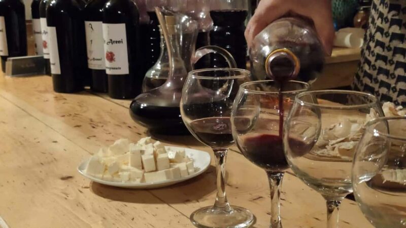 Enlightened Armenia: Echmiadzin, Khor Virap, Noravank, Areni - Lunch with a Local Family in Lusarat