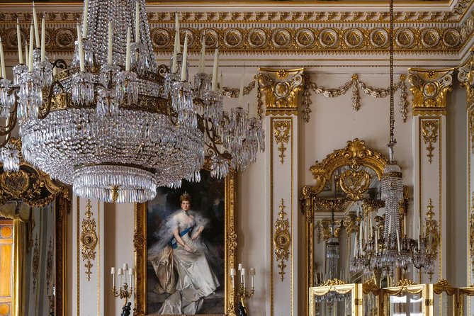 Enter Buckingham Palace & See The Main Westminster Sights Tour - Close-Up Views of Parliament and Big Ben