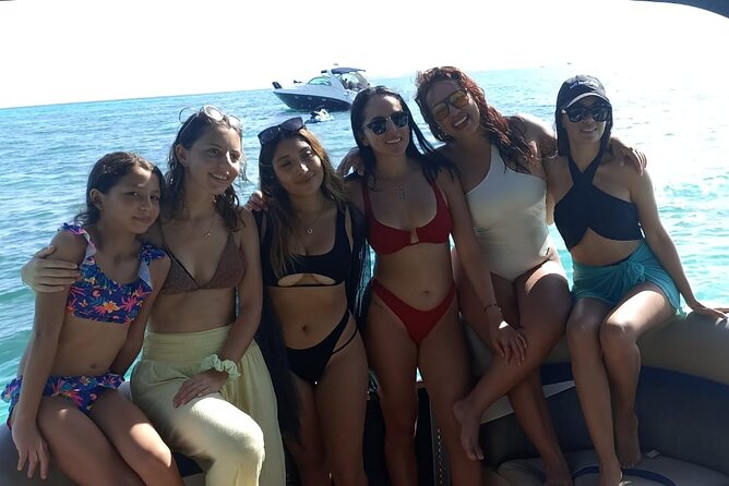 Entertainments and Celebrations in Cancun and Isla Mujeres - Key Points