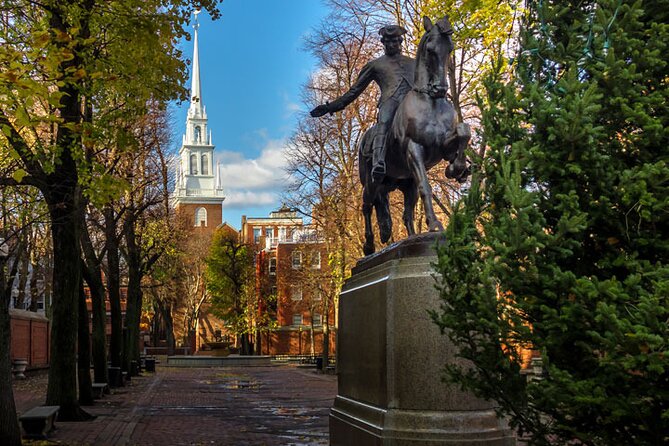 Entire Freedom Trail Walking Tour: Includes Bunker Hill and USS Constitution - Key Points