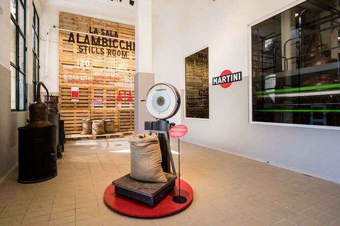 Entrance ticket with tasting at Casa Martini - Guided Tour of the Martini Production Plant