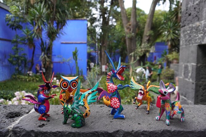 Entrance to Frida Kahlo Museum with Written Guide - Visiting Frida Kahlo’s Casa Azul in Mexico City