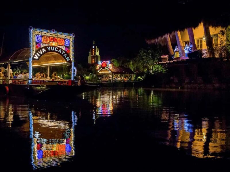 Entrance to Xoximilco Night Park - Key Points