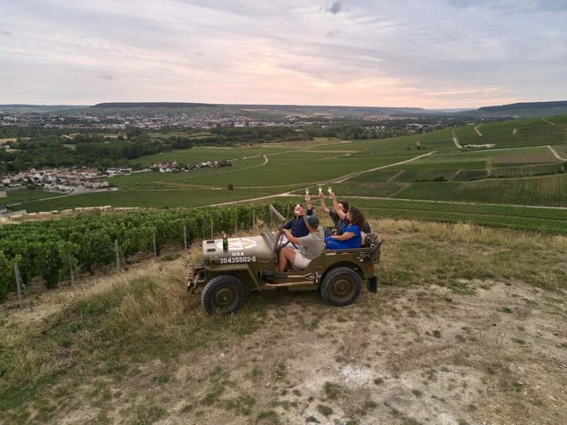 Epernay: Jeep tour of the vineyards with tasting and visits - Key Points
