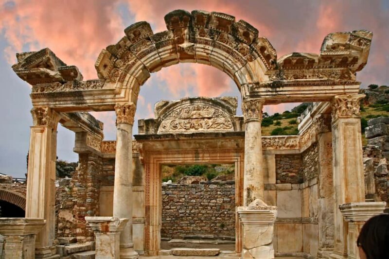 Ephesus Ancient City and Virgin Mary House Tour Cruise Guest - Exploring the Ancient City of Ephesus with a Professional Guide