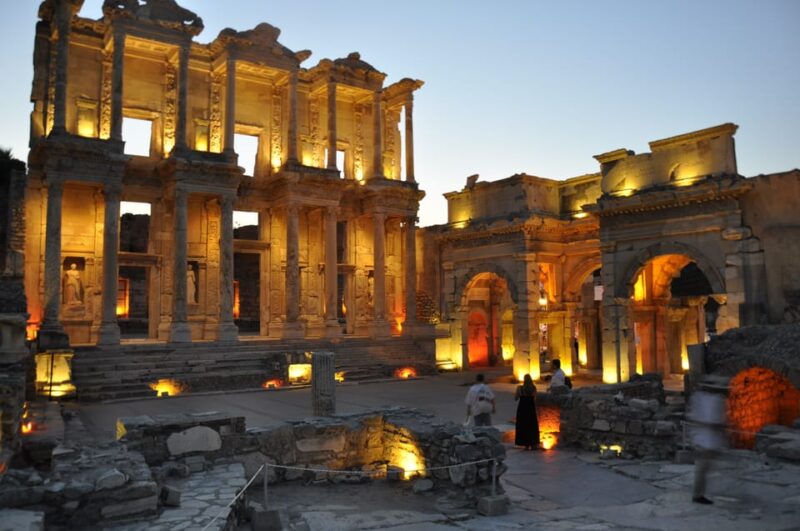 Ephesus: Half-Day Tour from Kusadasi or Izmir - Walking through the Marble Streets of Ephesus