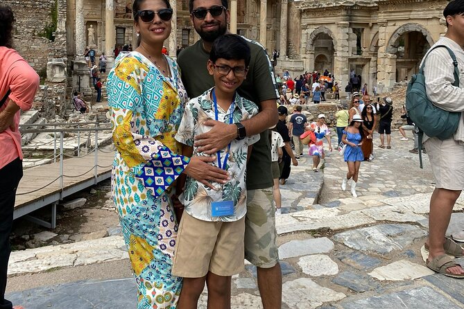 Ephesus Museum and Panoramic Ephesus Tours and Turkish bath - Luxury Transportation and Expert Guidance Throughout