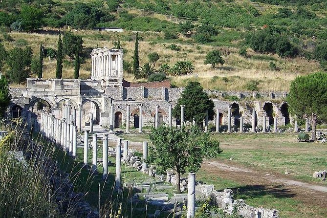 Ephesus Small Group Tour From Kusadasi Port / Hotels - Expert Guides and Personal Touch