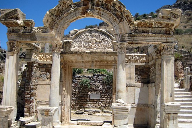Ephesus Tour From Izmir - Lunch and Cultural Stops in Selcuk Village
