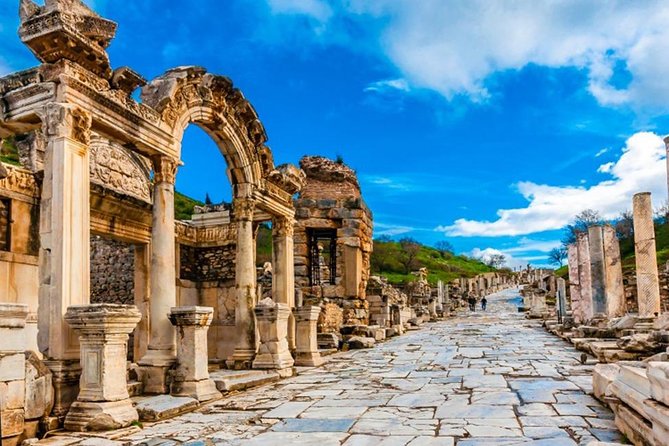 Ephesus Tour with House of Virgin Mary - Admission Fees and Service Arrangements