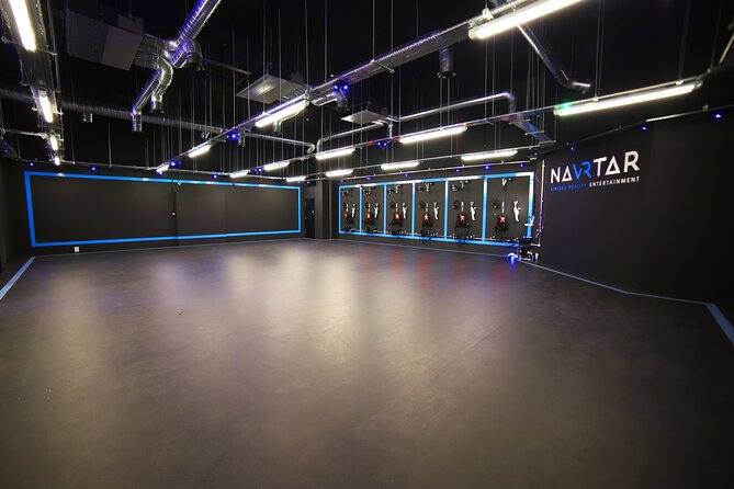 Epic 60 Minute Free-Roam Virtual Reality Experience at Navrtar - Key Points