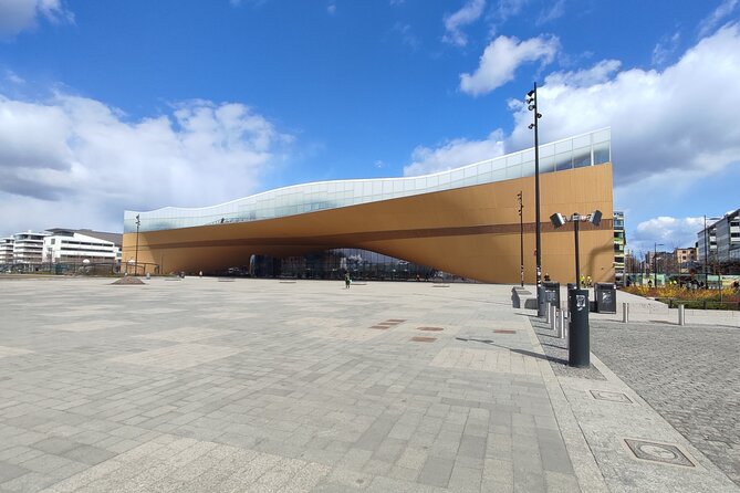 Epic Helsinki: English Speaking Walking Tour - Key Points