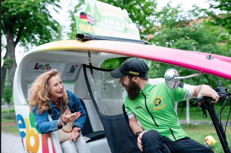 Erfurt: Private Guided Classic Old Town E-Rickshaw Tour - The Convenience of the E-Rickshaw Ride