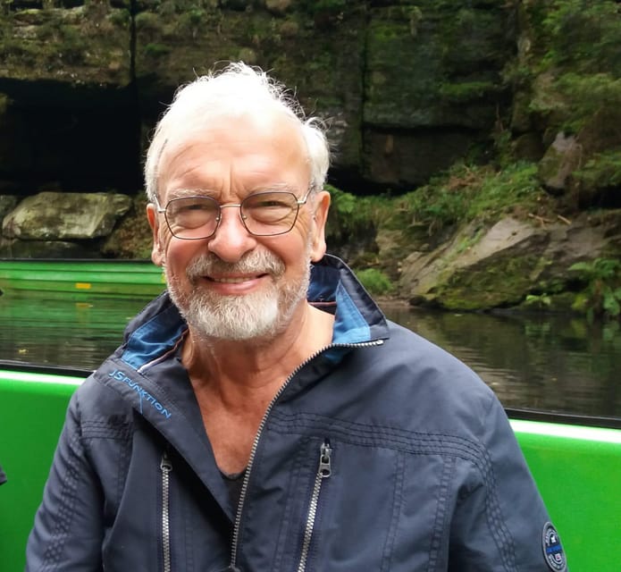 Erfurt: With night watchman Schwalbe through the old town, including tasting - Erfurts Historic Night Tour with the Night Watchman Schwalbe