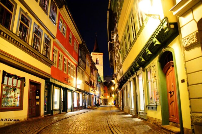 Erfurt: With night watchman Schwalbe through the old town, including tasting - Starting Point at Fischmarkt