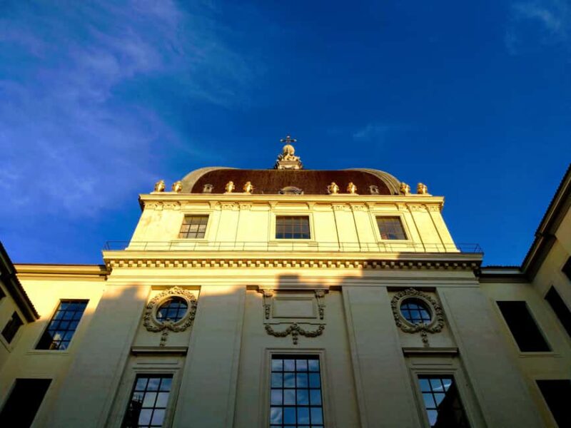 Escape game at Lyon's Hôtel Dieu - Exciting Outdoor Escape Game in Lyon’s Historic Hôtel Dieu