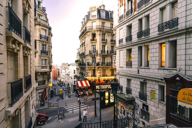 Escape game in Montmartre - The Dedicated Guides and Their Role in the Experience