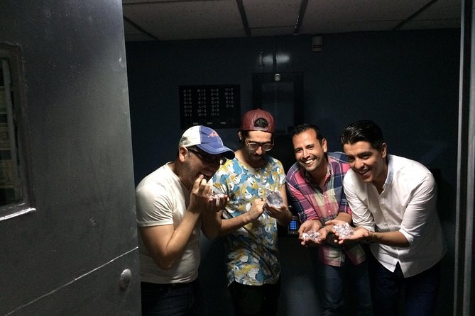 Escape Room in Guadalajara: Central Bank Robbery - Frequently Asked Questions