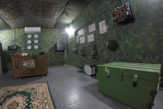 Escape Room in Guadalajara: Save the World in a Bunker - The Logistics of Your Escape Adventure