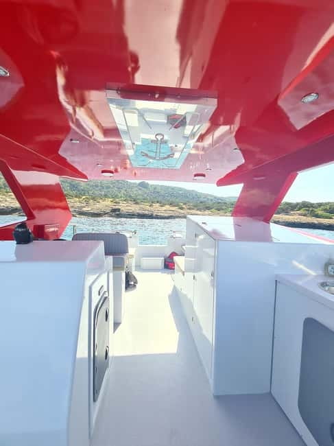 escape to blue lagoon with amore mio yatchs - Experience the Comfort and Style of Amore Mio Yacht