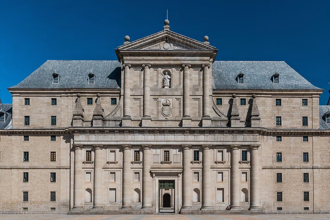 Escorial & Valley and Segovia from Madrid - Visiting El Escorial: A 16th-Century Royal Monastery