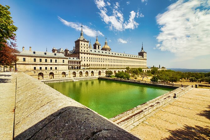 Escorial & Valley Half-Day Morning Tour from Madrid - The Guide and Tour Pacing