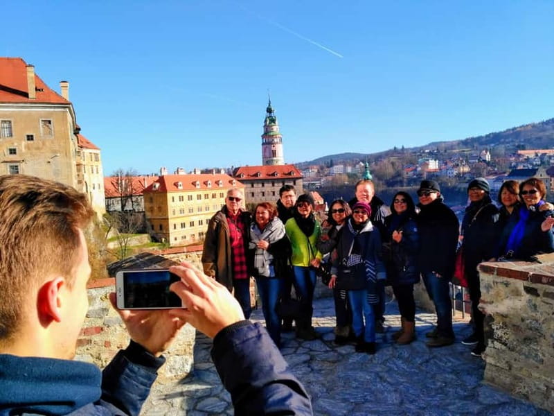 eský Krumlov: Private Day Trip from Prague with Local Guide - Discovering Cesky Krumlov’s Historic Center