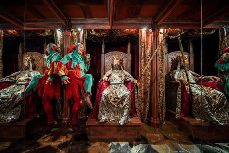 eský Krumlov: Wax Museum Entry Ticket - Visual and Audio Effects Elevate the Experience