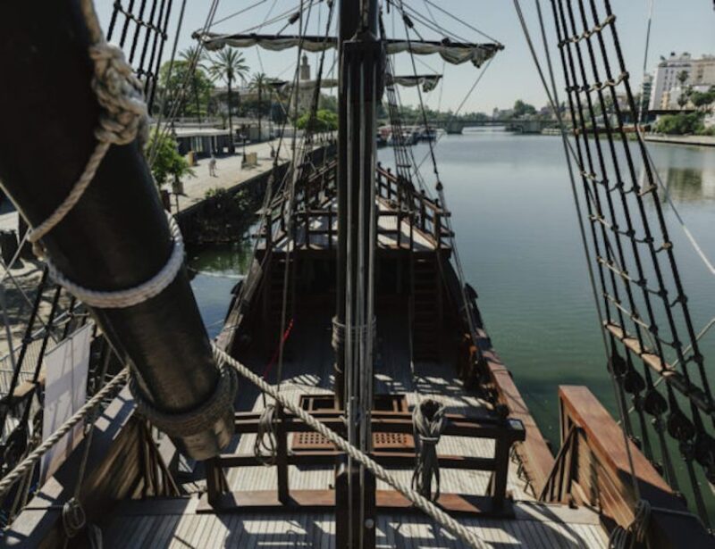 Espacio Exploraterra: Nao Victoria 500 Replica and Museum - Logistics: Meeting Point and Duration