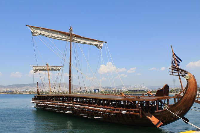 Essential Athens, Cape Sounion, Temple of Poseidon & Great Lunch - Exploring the Panathenaic Stadium and Temple of Zeus