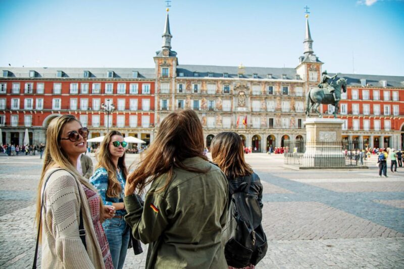 Essential Madrid: Walking Tour of the Historic Center - Key Points