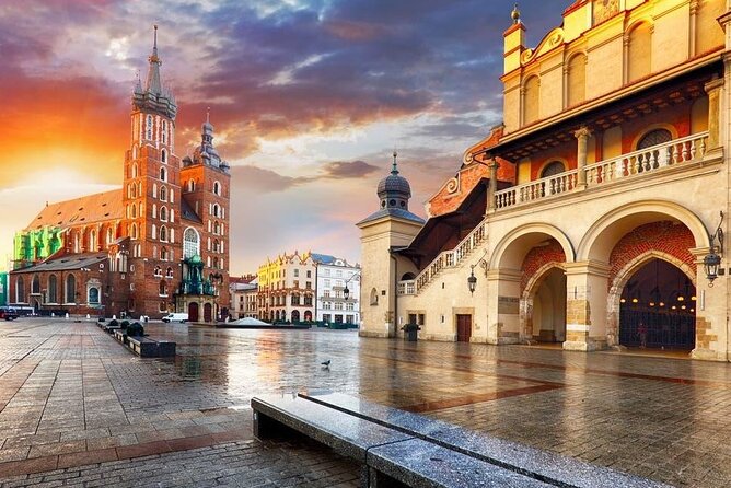 Essential Poland - 7 day budget tour - Traveling to Krakow by Train: Scenic and Stress-Free