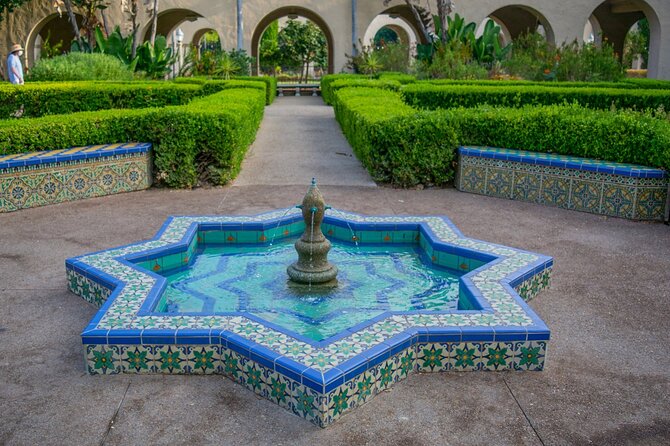 Essential San Diego 5 Self Guided Walking Tours Bundle - Coastal Beauty and La Jolla Highlights