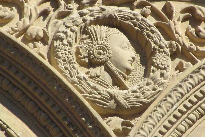 Essential Seville Tour - The Guide’s Role and Knowledge